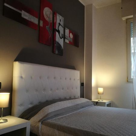 Apartamento Residenza Ugo Bassi Bolonia Exterior foto