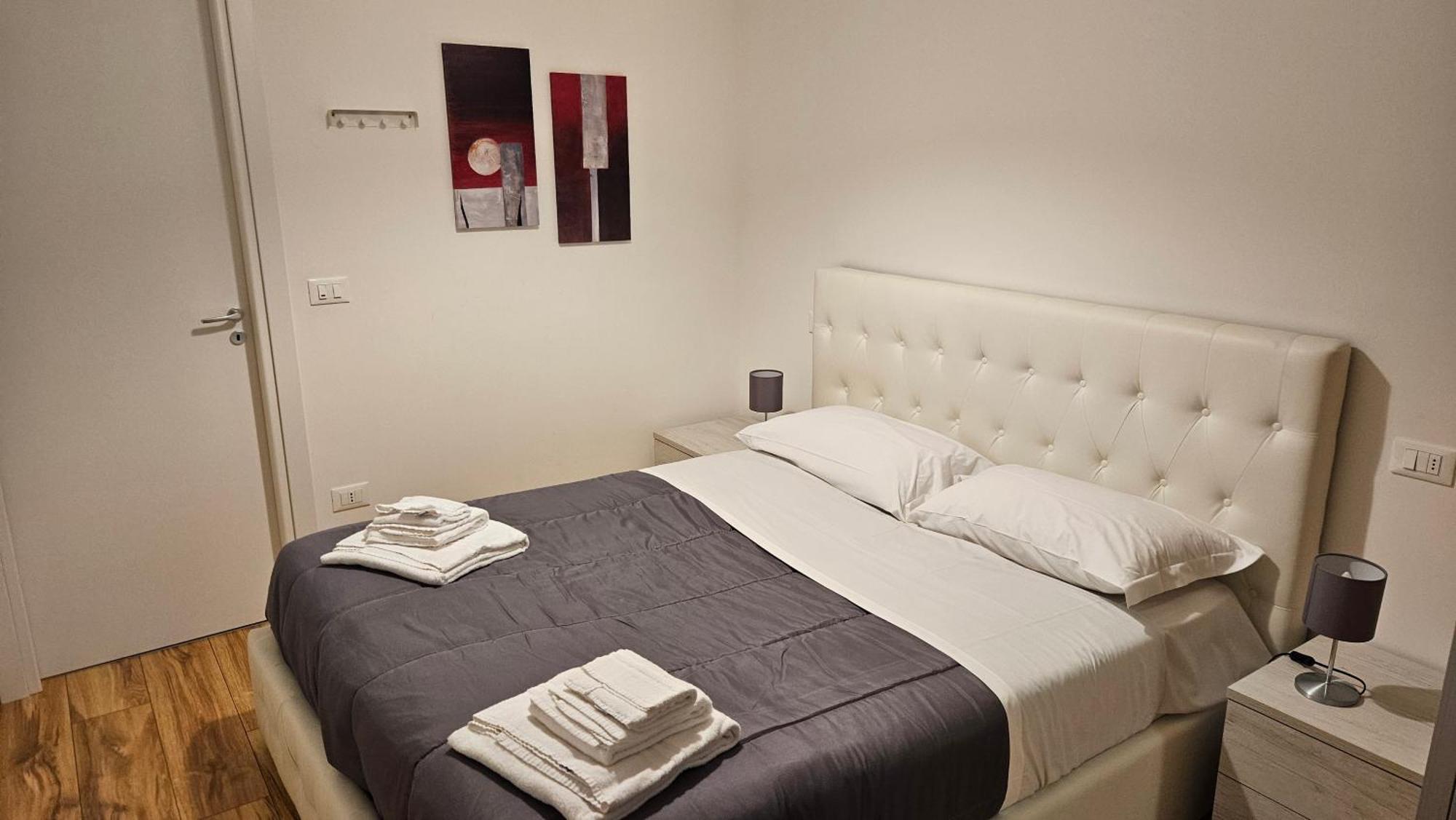 Apartamento Residenza Ugo Bassi Bolonia Exterior foto