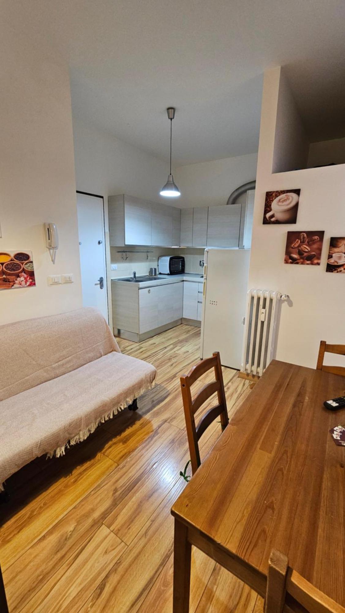 Apartamento Residenza Ugo Bassi Bolonia Exterior foto