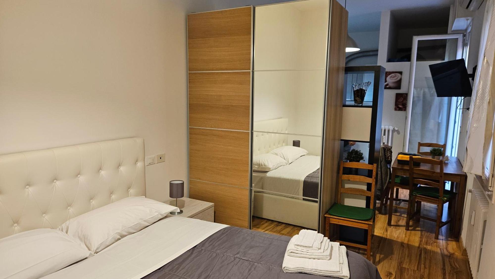 Apartamento Residenza Ugo Bassi Bolonia Exterior foto