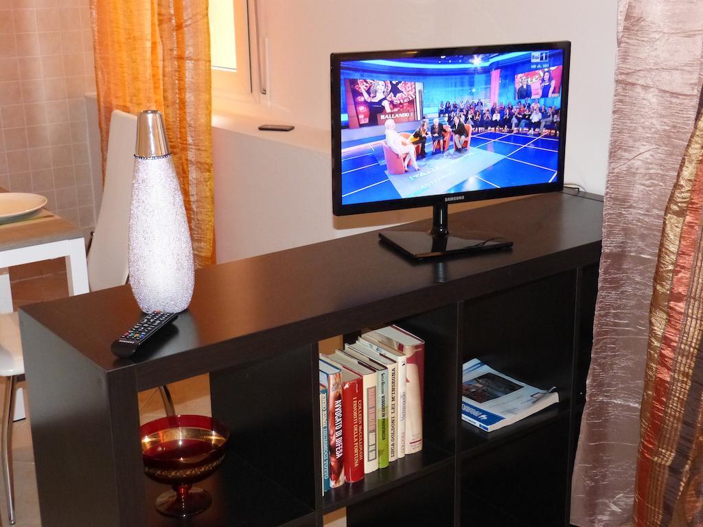 Apartamento Residenza Ugo Bassi Bolonia Habitación foto