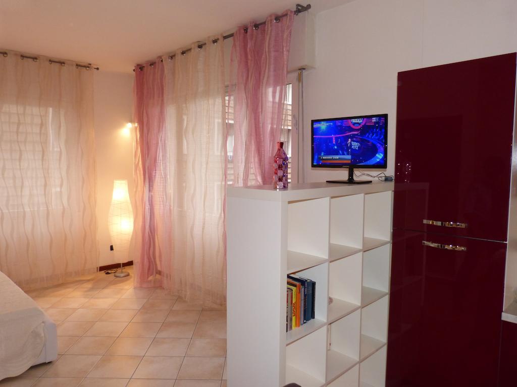 Apartamento Residenza Ugo Bassi Bolonia Habitación foto