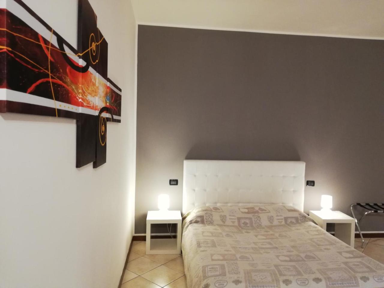 Apartamento Residenza Ugo Bassi Bolonia Exterior foto