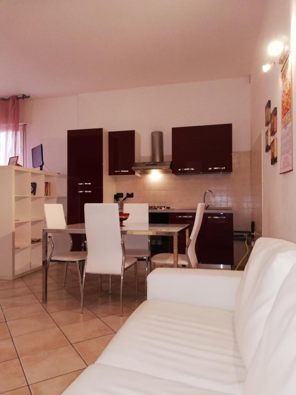Apartamento Residenza Ugo Bassi Bolonia Exterior foto