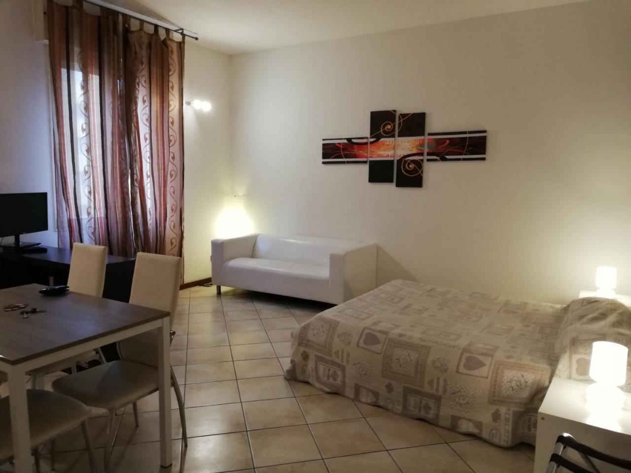 Apartamento Residenza Ugo Bassi Bolonia Exterior foto