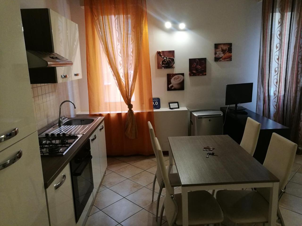 Apartamento Residenza Ugo Bassi Bolonia Exterior foto